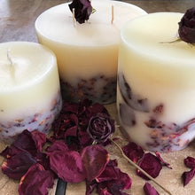 Load image into Gallery viewer, WRAPPED UP IN ROSES Rose Candle