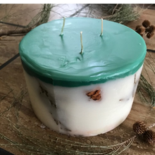 Load image into Gallery viewer, WINTER PINE Pine Tree & Spice Candle